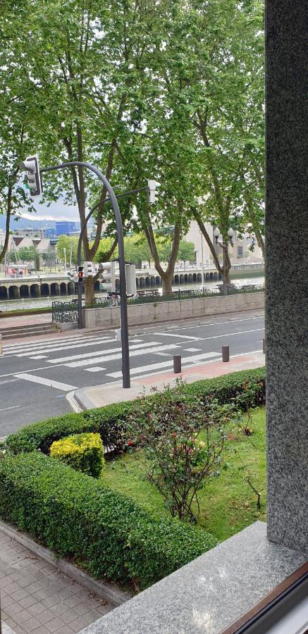 Cv33 Ostatua Hotel Bilbao Esterno foto