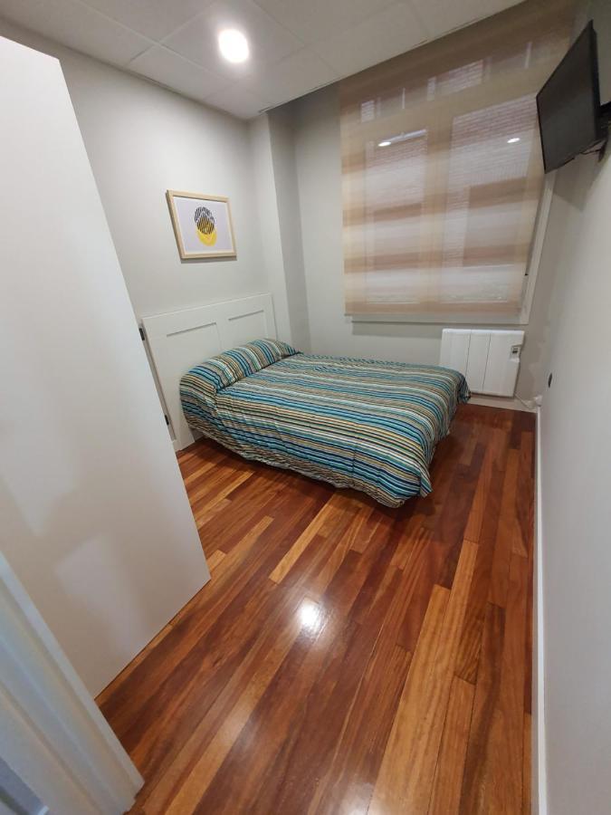 Cv33 Ostatua Hotel Bilbao Esterno foto